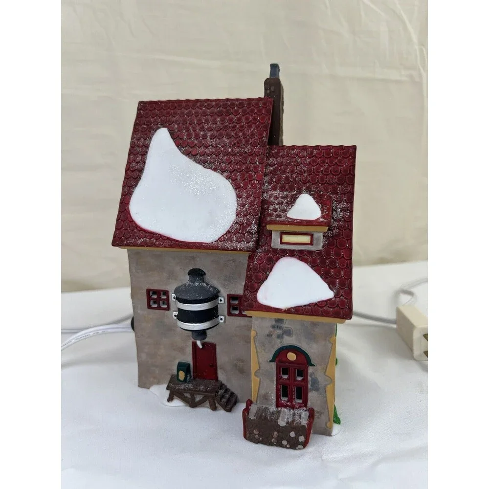 Vtg Dept 56 North Pole Series Popcorn and Cranberry House 56388 Xmas‎ Village
